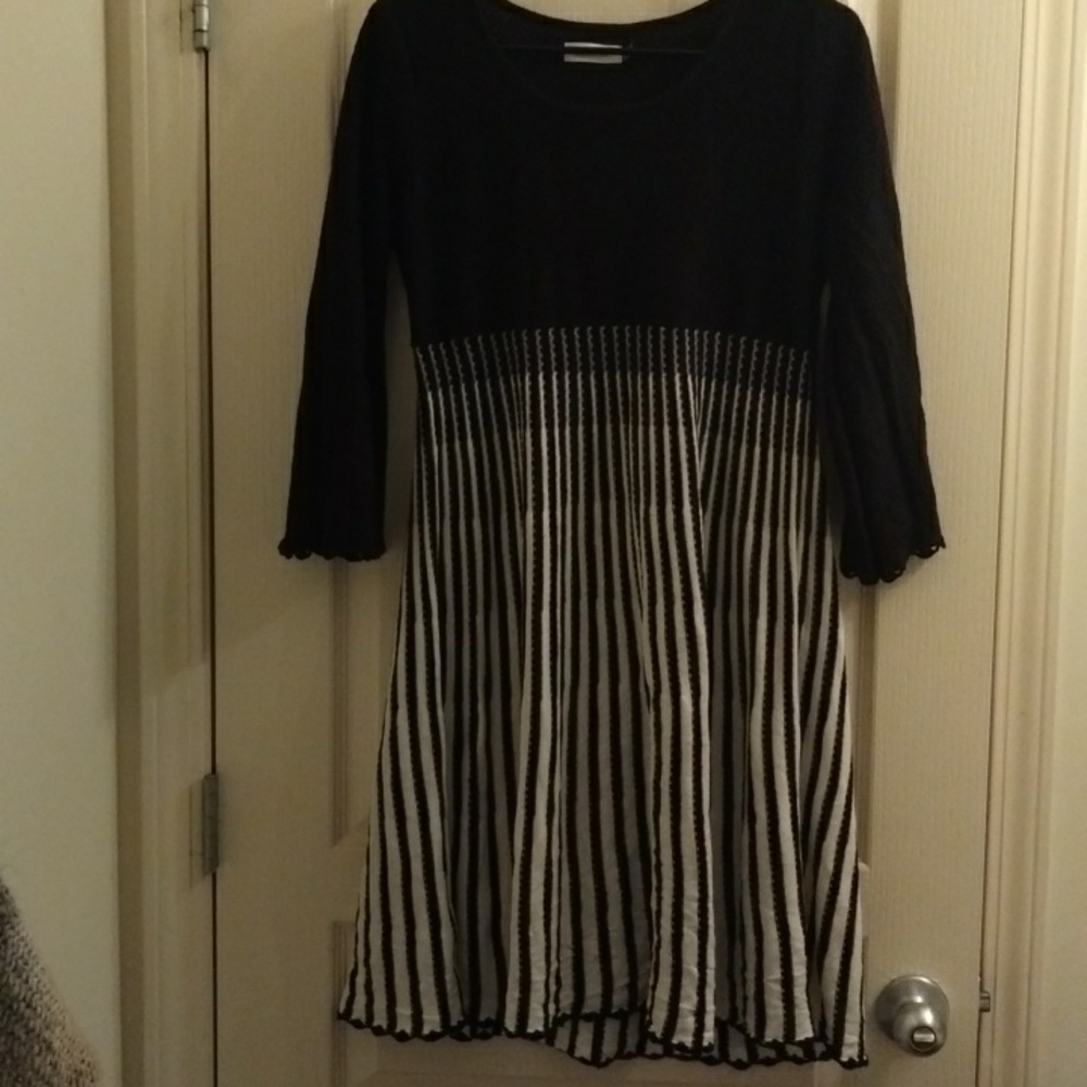 Throwback type dress